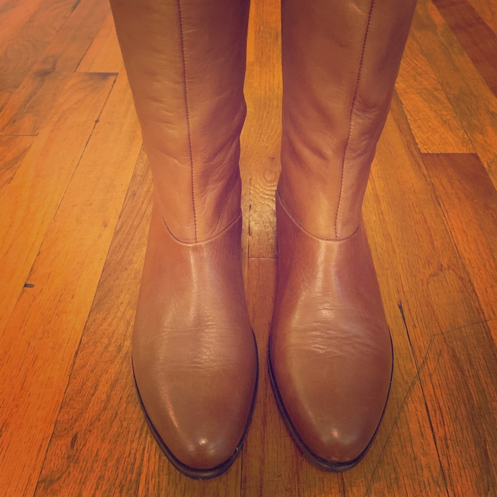 Women’s tall leather boots